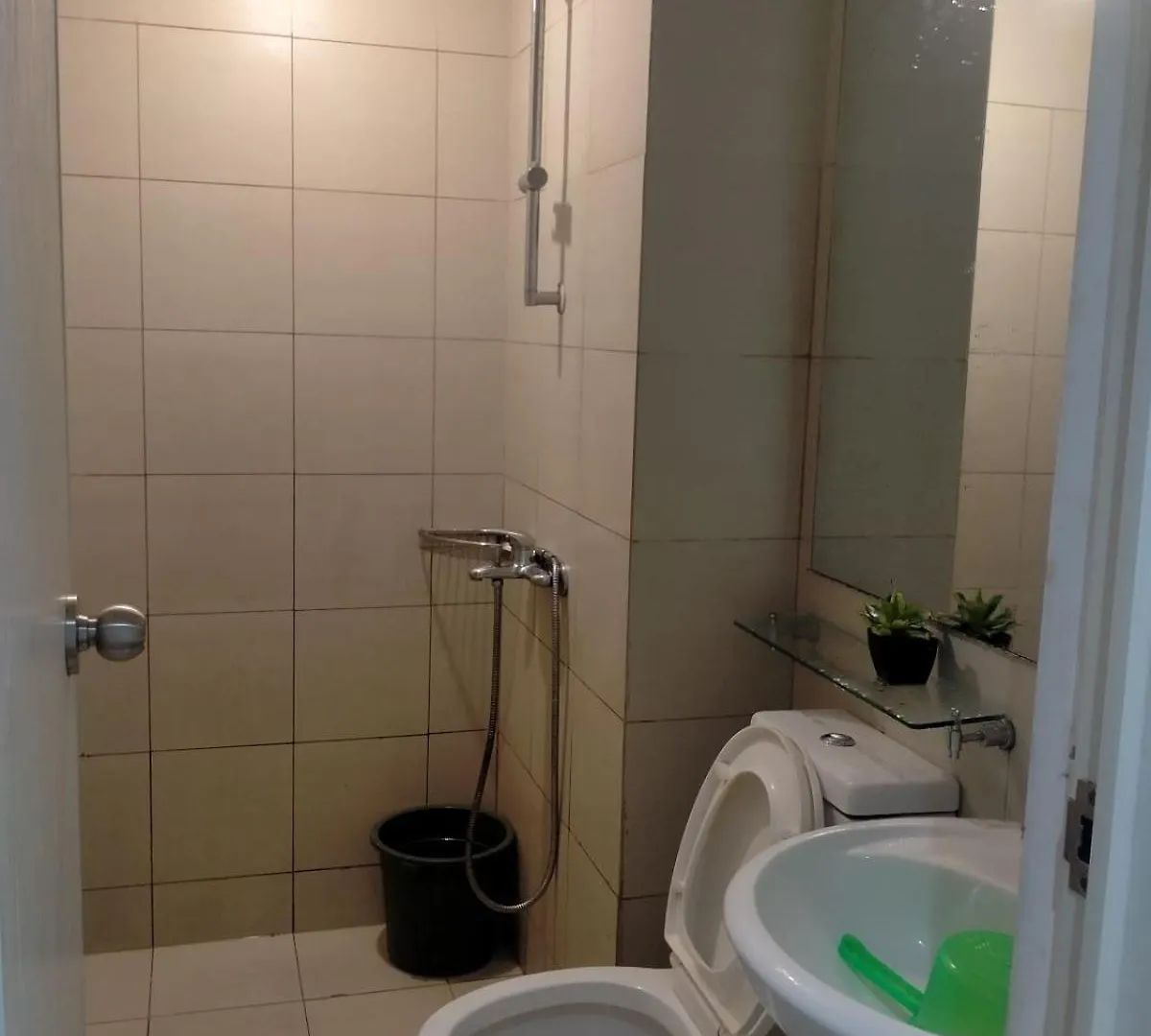 מנילה Santorini Tower - Azure Urban Resort Residences 0*,